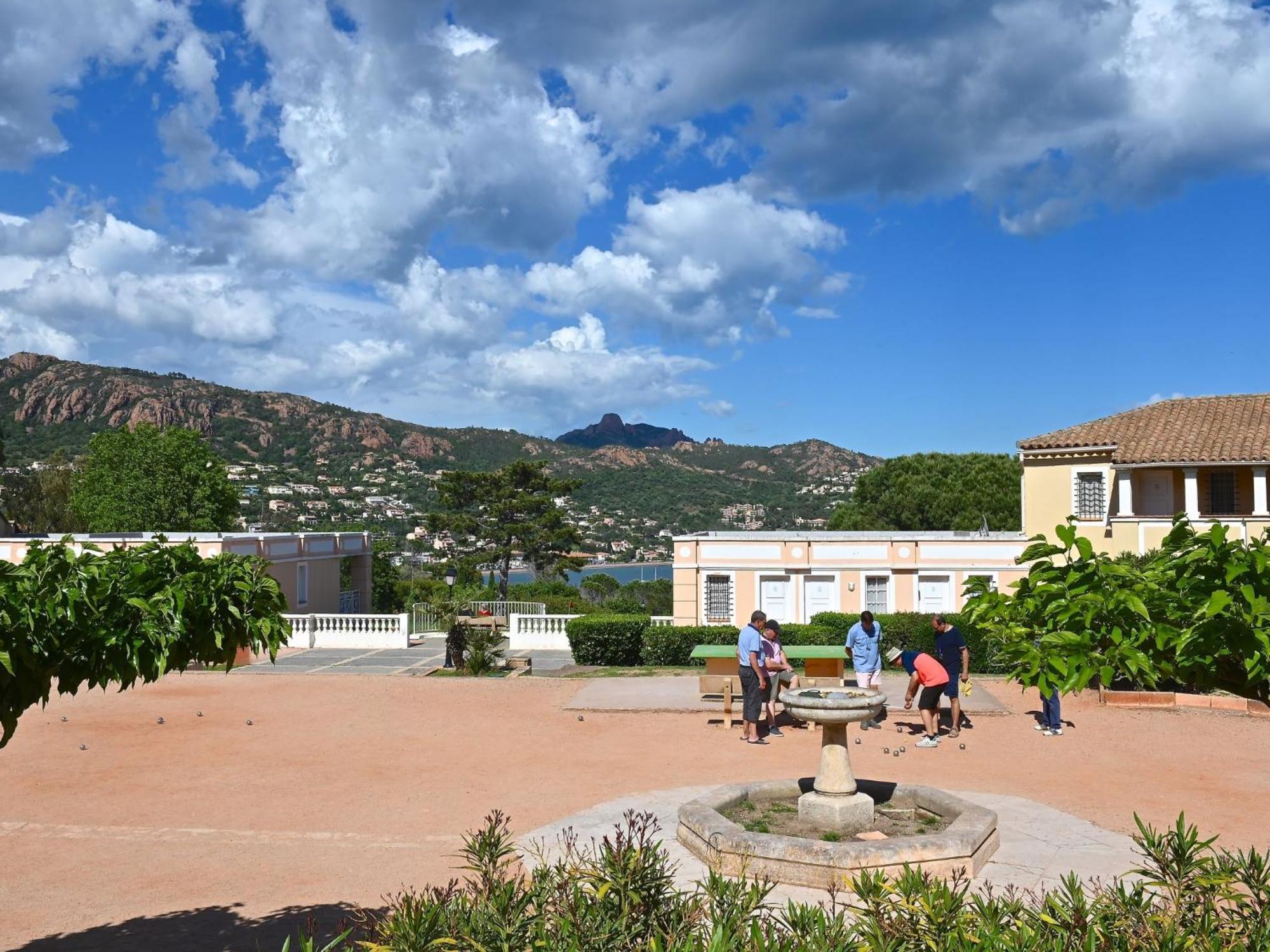 Apartment Village Cap Esterel - L'Esquinade-20 By Interhome Saint-Raphaël المظهر الخارجي الصورة